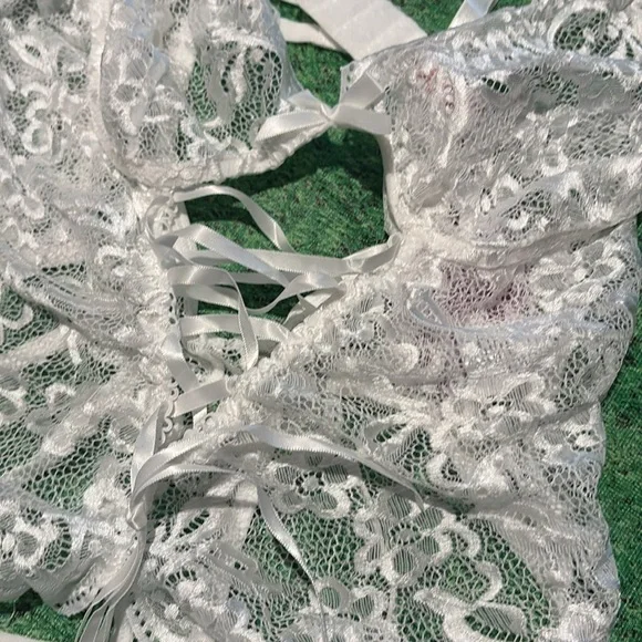 NWT avidlove large white 2 pc lingerie with thong 1328 - Picture 3 of 6